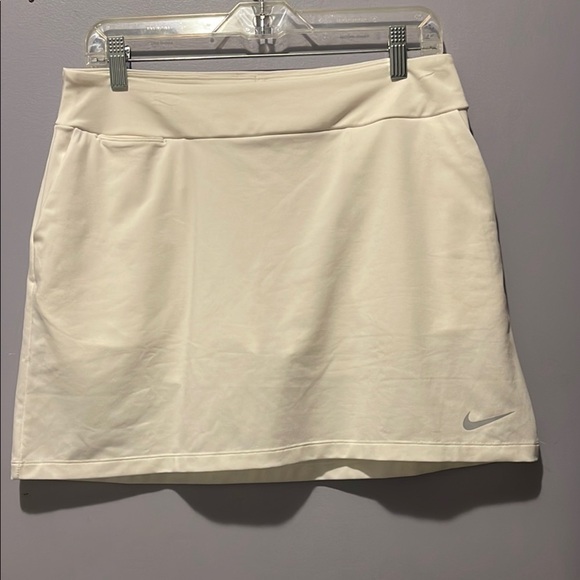 Nike Dresses & Skirts - Nike white Tennis Skirt M